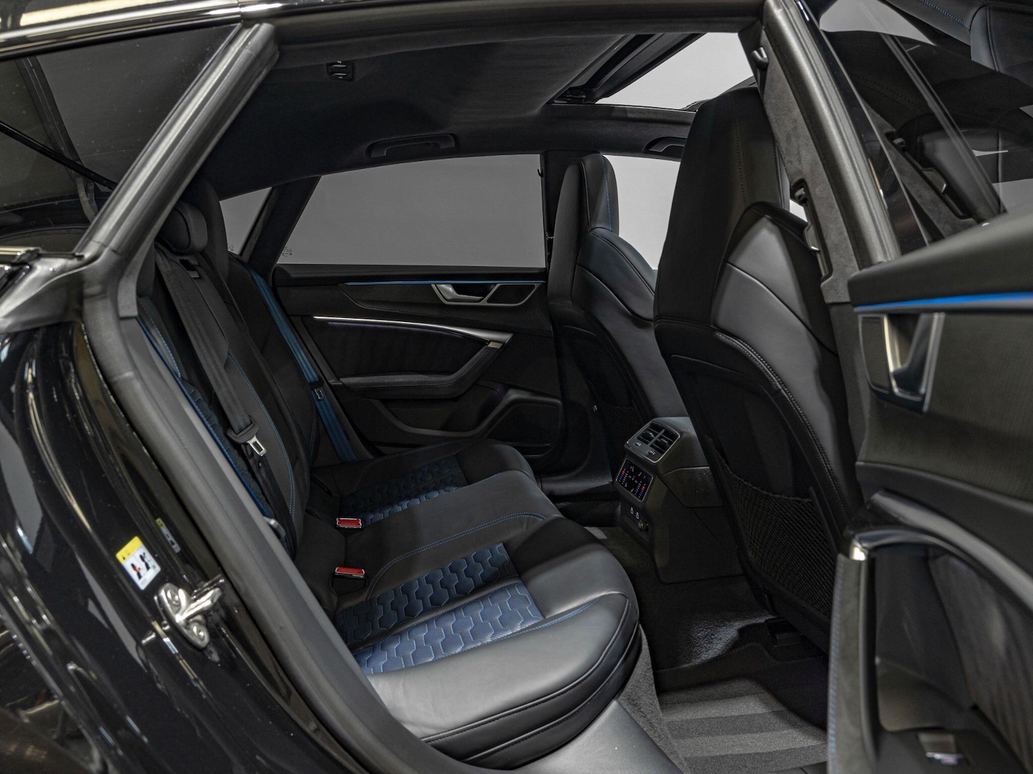 Used Audi RS7 2024 for sale - 76993465: Photo 18