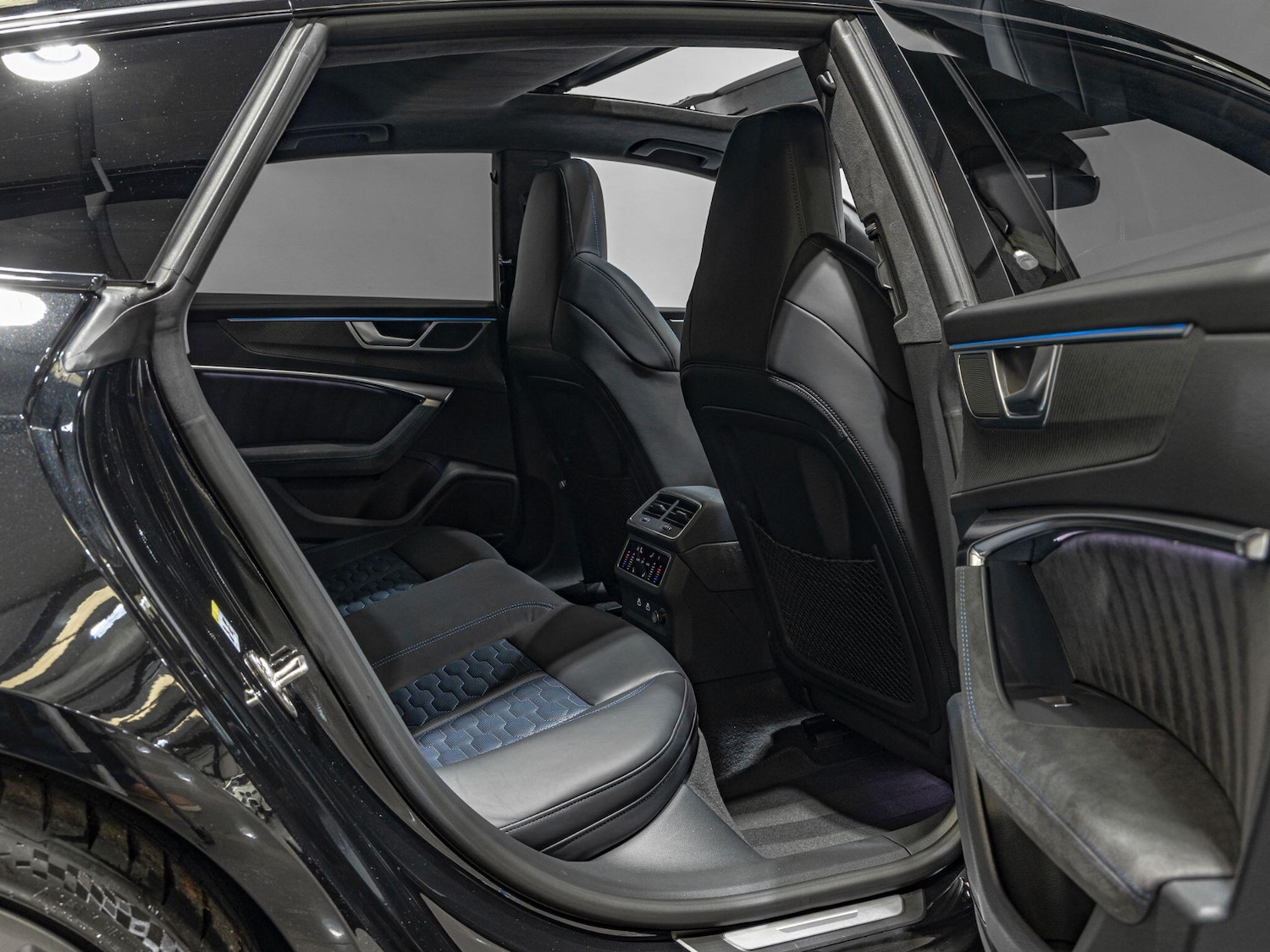 Used Audi RS7 2024 for sale - 76993465: Photo 20