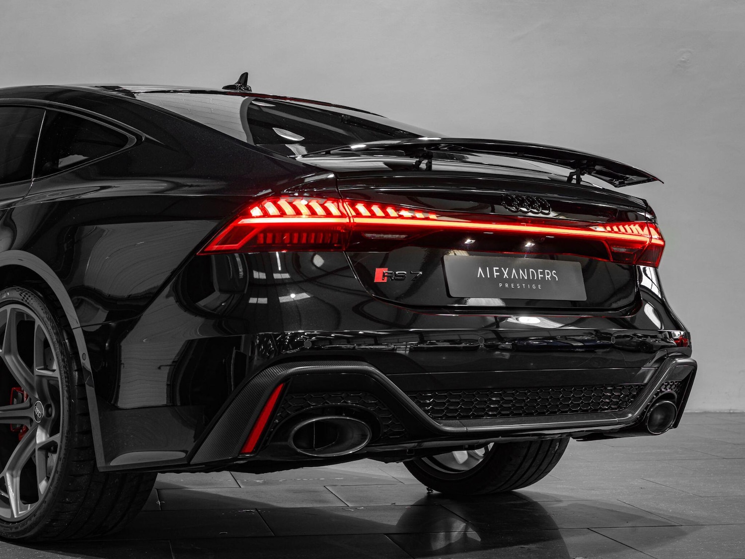 Used Audi RS7 2024 for sale - 76993465: Photo 32