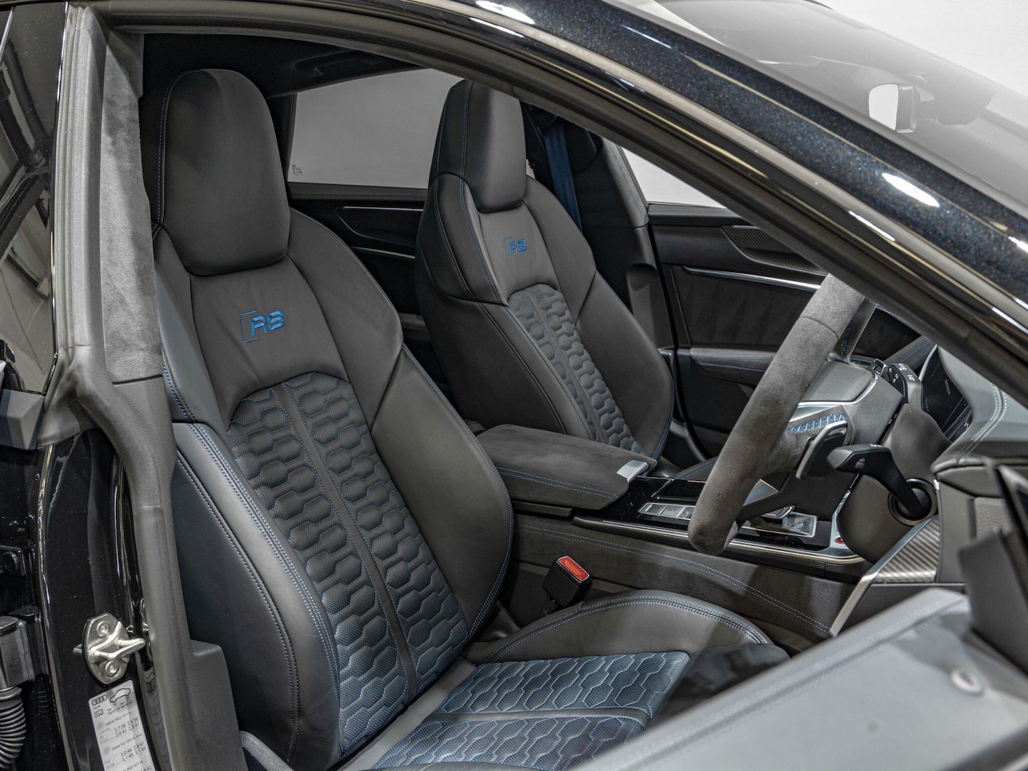 Used Audi RS7 2024 for sale - 76993465: Photo 8