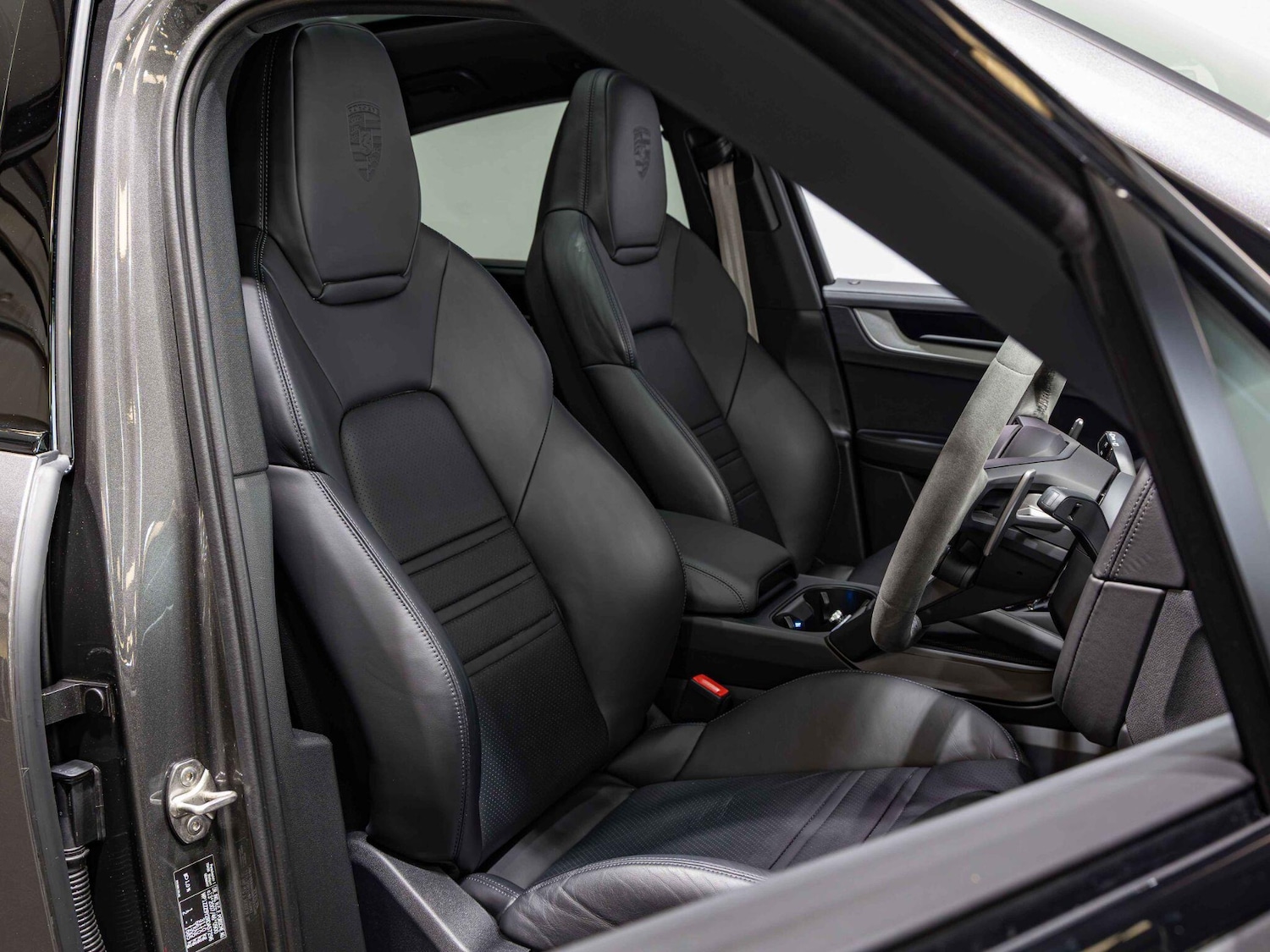 Used Porsche Cayenne 2023 for sale - 77155685: Photo 7