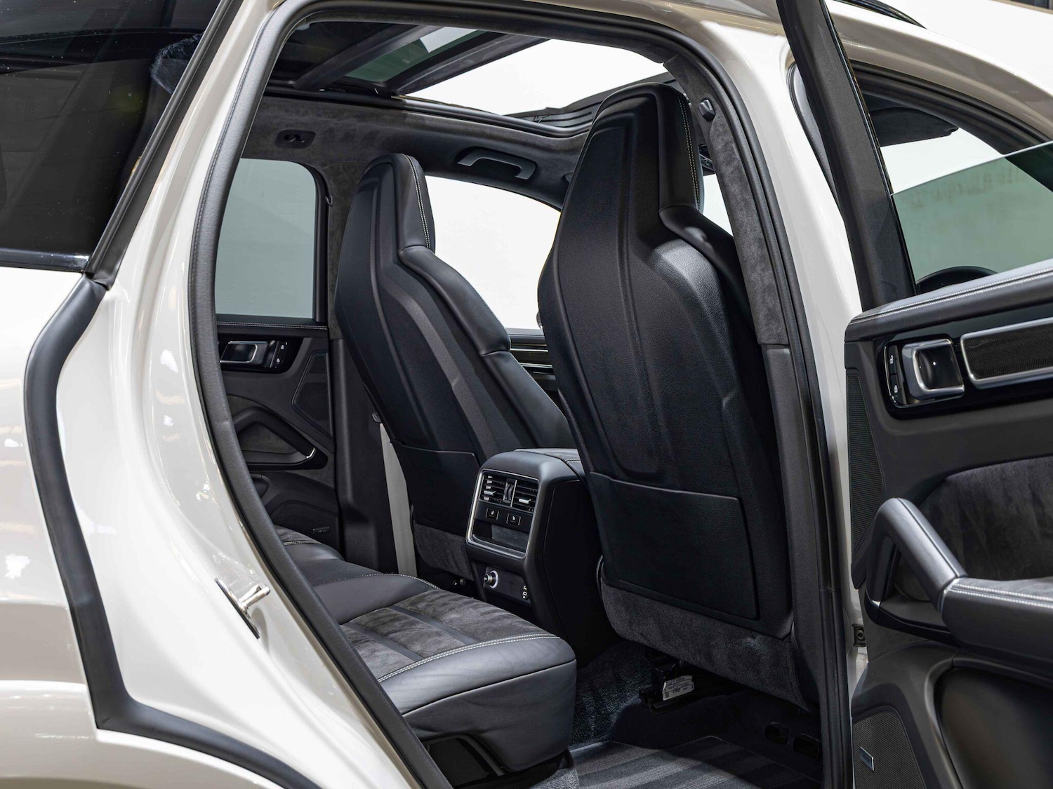 Used Porsche Cayenne 2022 for sale - 77156312: Photo 16