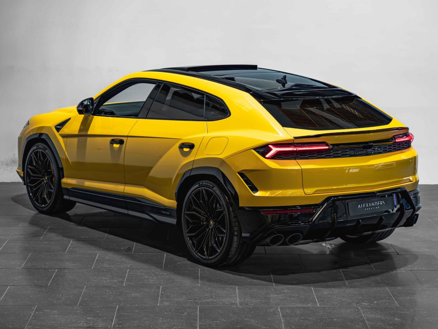 Used Lamborghini Urus 2025 for sale - 78100417: Photo 5