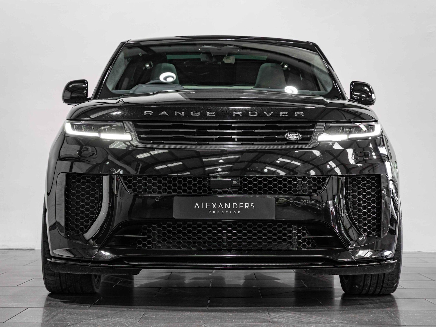 Used Land Rover Range Rover Sport 2024 for sale - 76360976: Photo 10