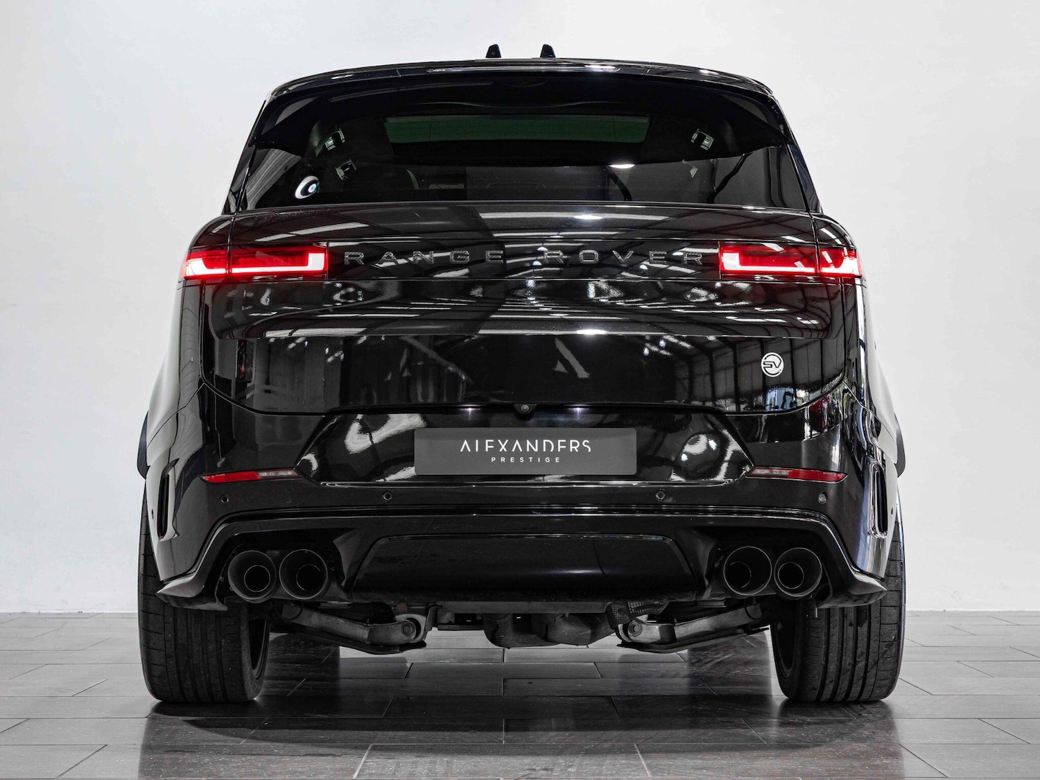 Used Land Rover Range Rover Sport 2024 for sale - 76360976: Photo 11