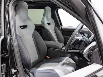 Used Land Rover Range Rover Sport 2024 for sale - 76360976: Photo