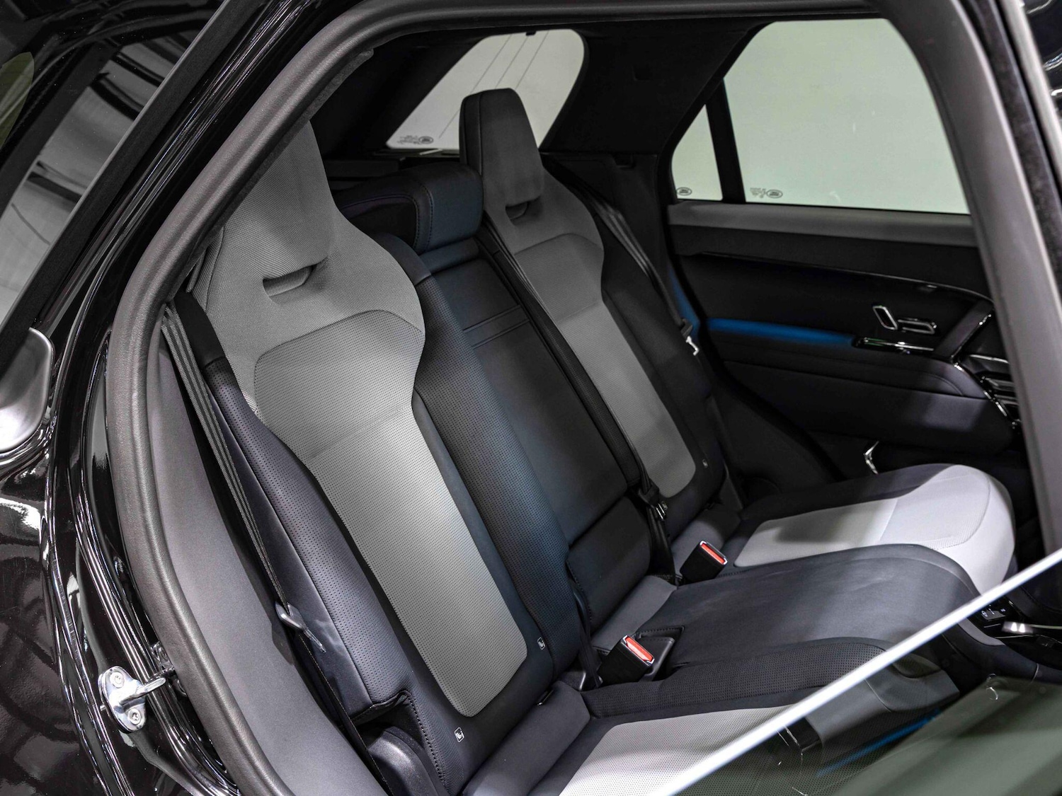 Used Land Rover Range Rover Sport 2024 for sale - 76360976: Photo 34