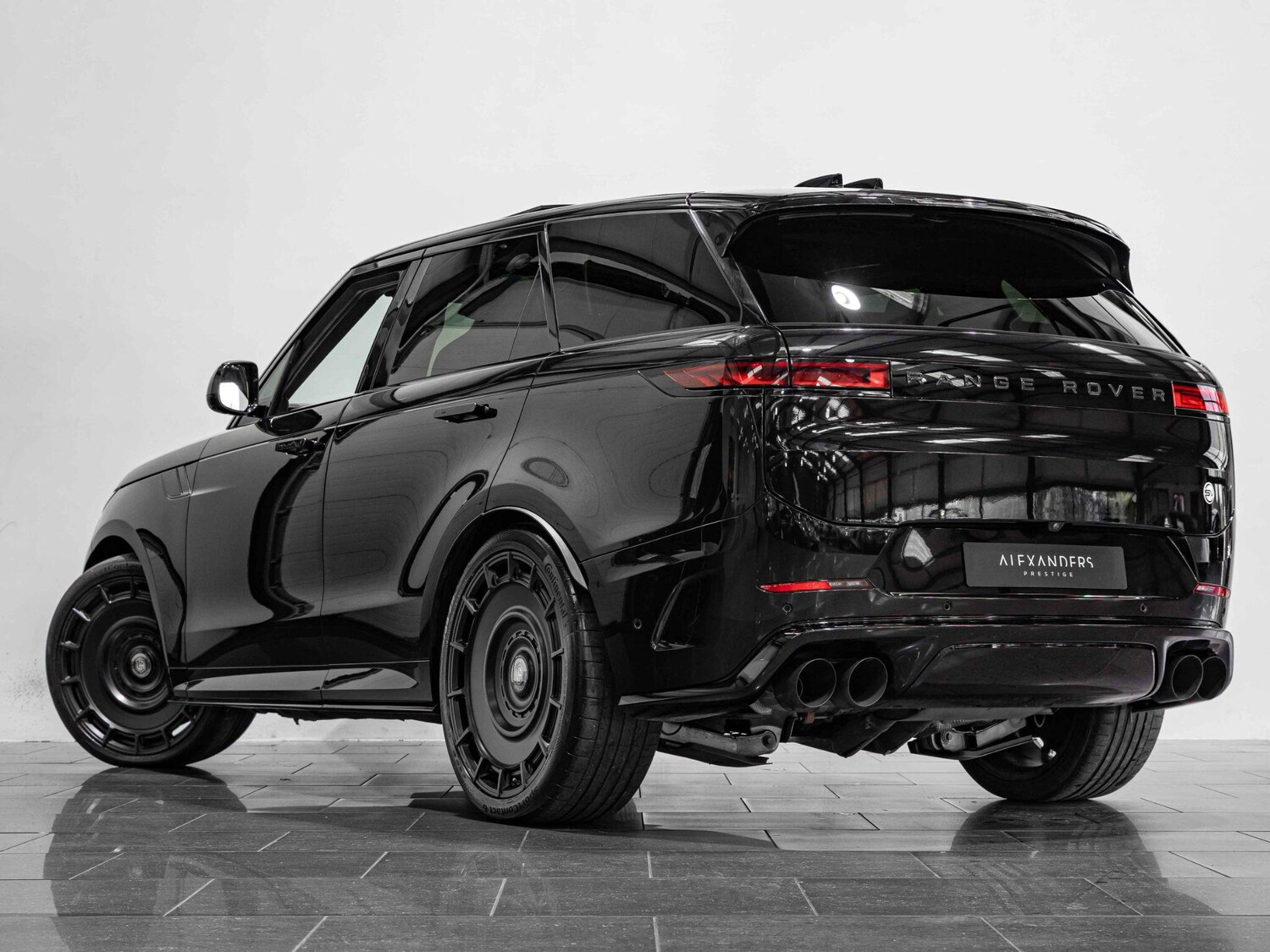 Used Land Rover Range Rover Sport 2024 for sale - 76360976: Photo 9