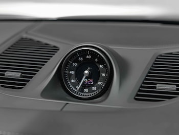 Used Porsche Cayenne 2025 for sale - 79255855: Photo