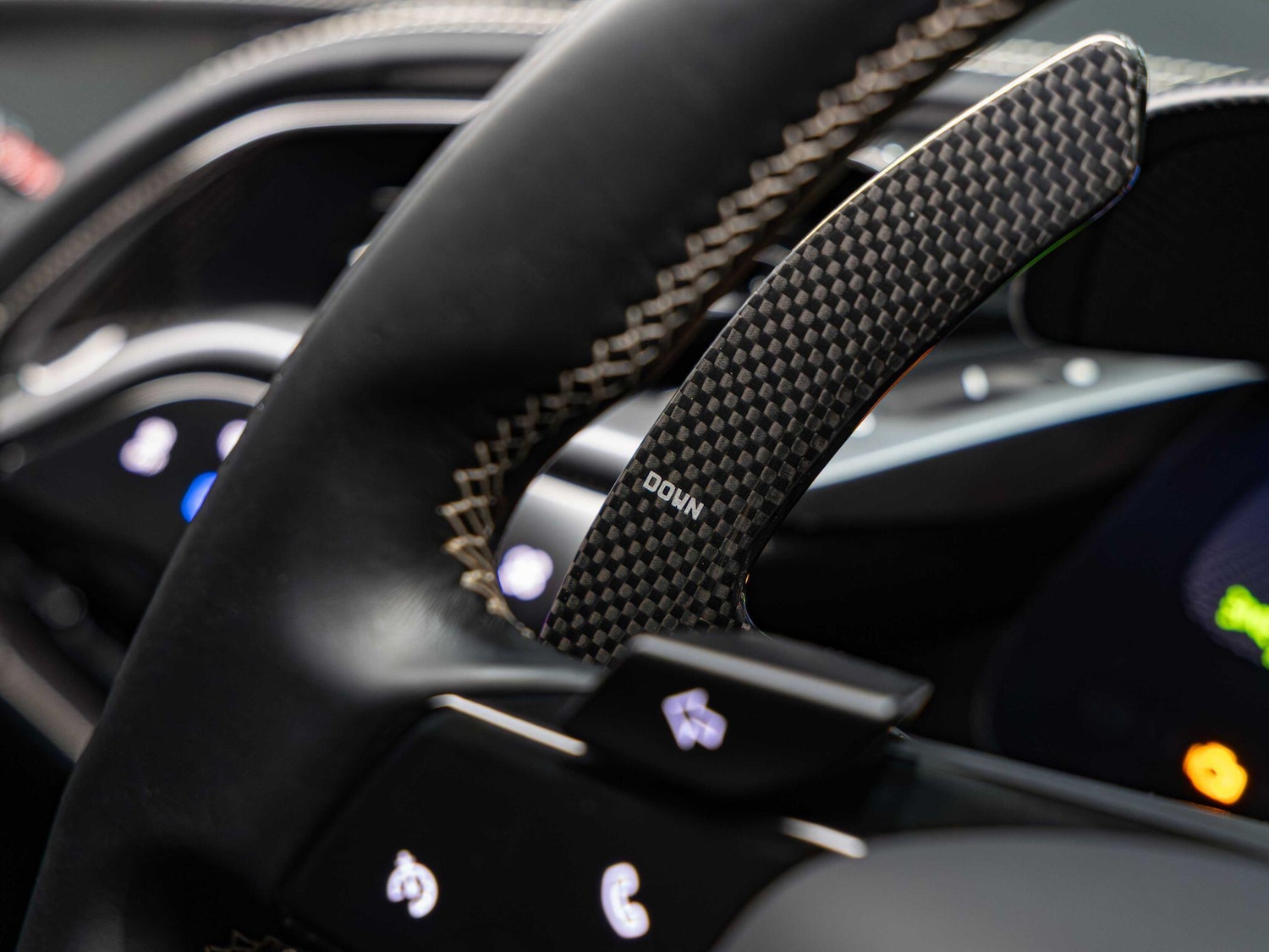 Used Ferrari SF90 Spider 2020 for sale - 76158446: Photo 14