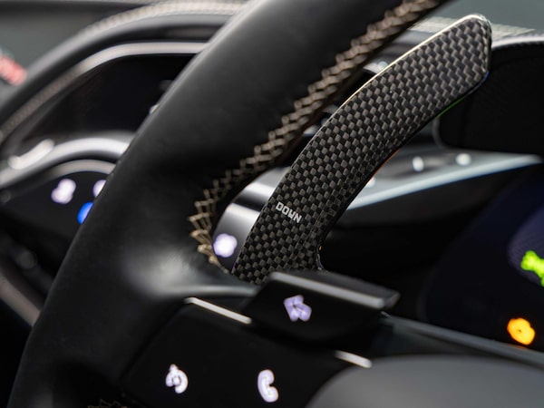 Used Ferrari SF90 Stradale 2020 for sale - 76158446: Photo 14