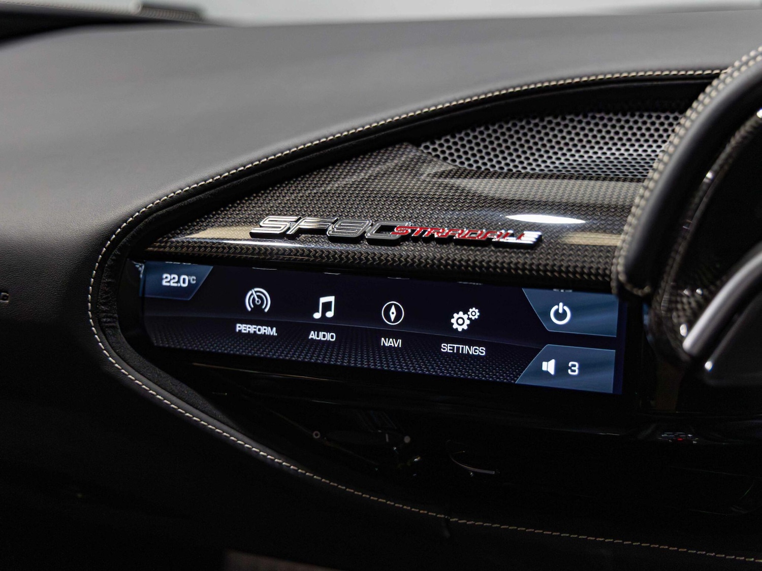 Used Ferrari SF90 Spider 2020 for sale - 76158446: Photo 17