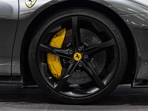 Used Ferrari SF90 Stradale 2020 for sale - 76158446: Photo 3