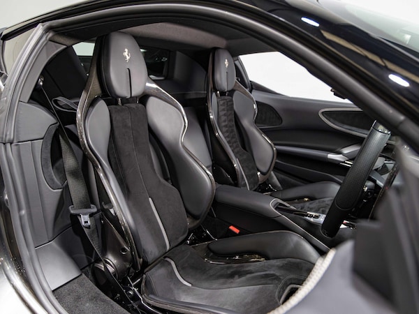 Used Ferrari SF90 Stradale 2020 for sale - 76158446: Photo 7