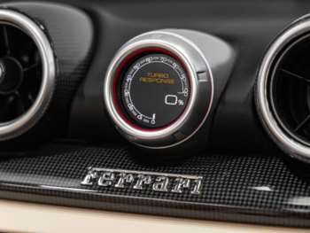 Used Ferrari California 2015 for sale - 75140544: Photo