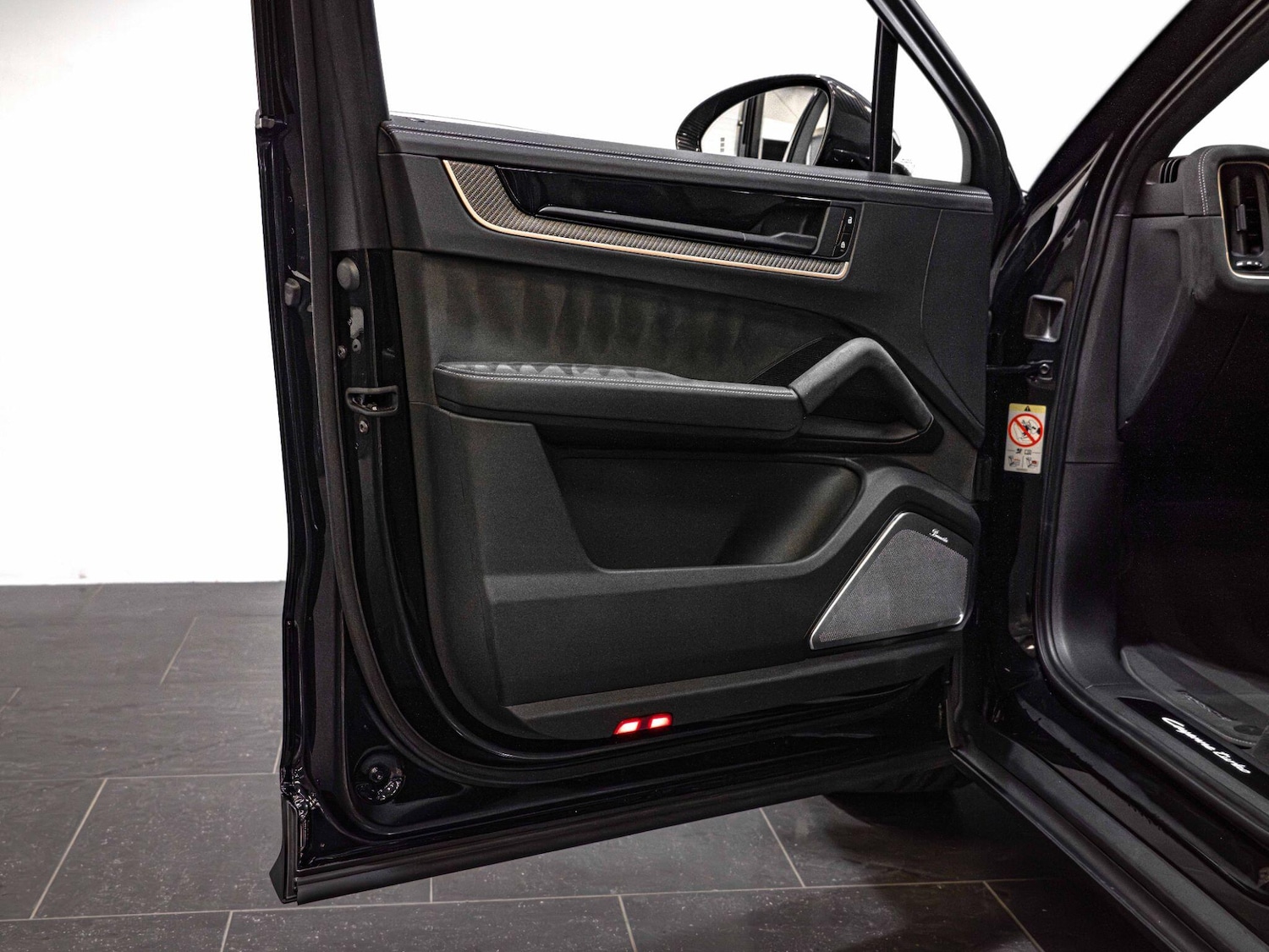 Used Porsche Cayenne for sale - 76996057: Photo 21