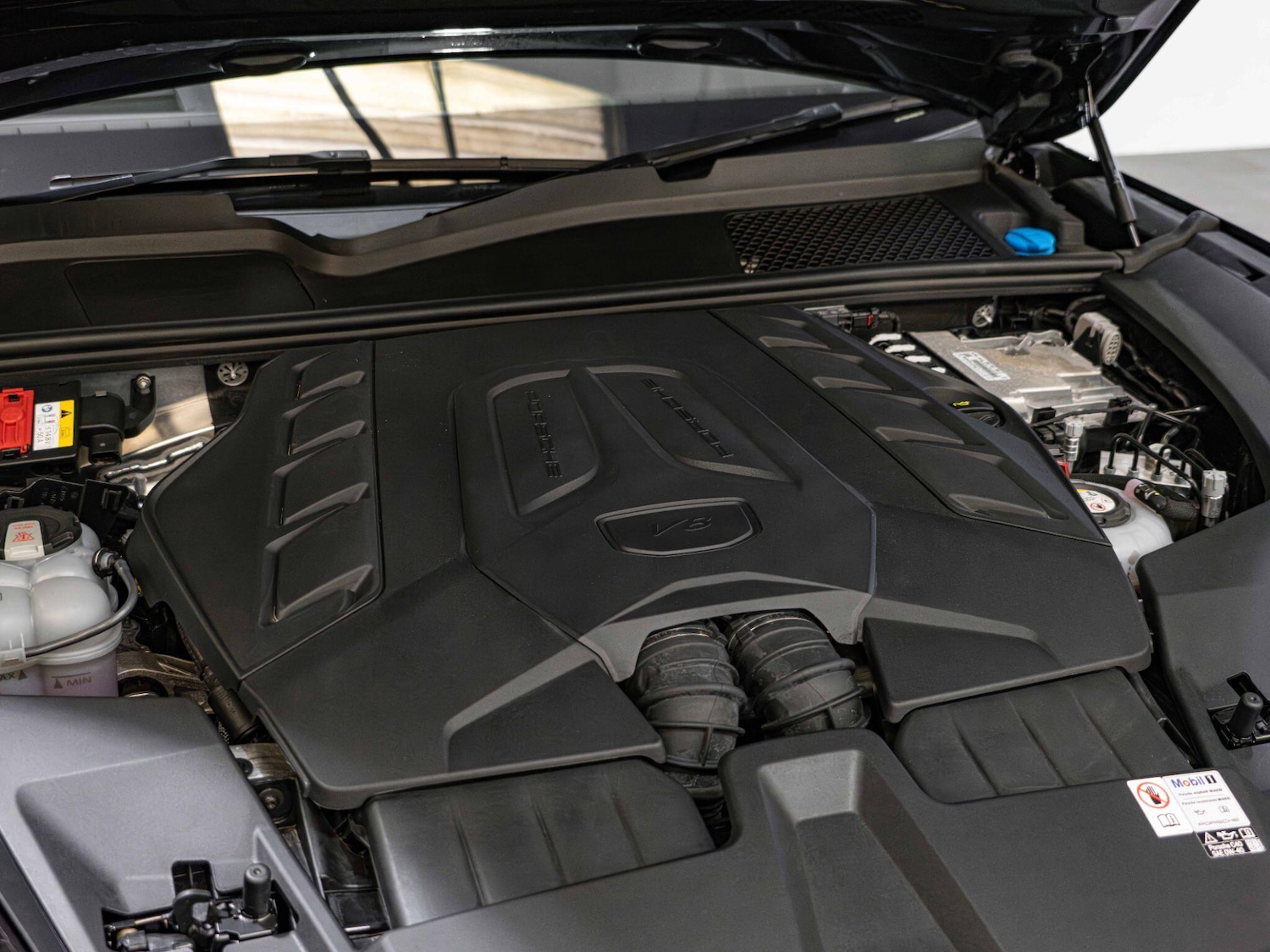 Used Porsche Cayenne for sale - 76996057: Photo 28