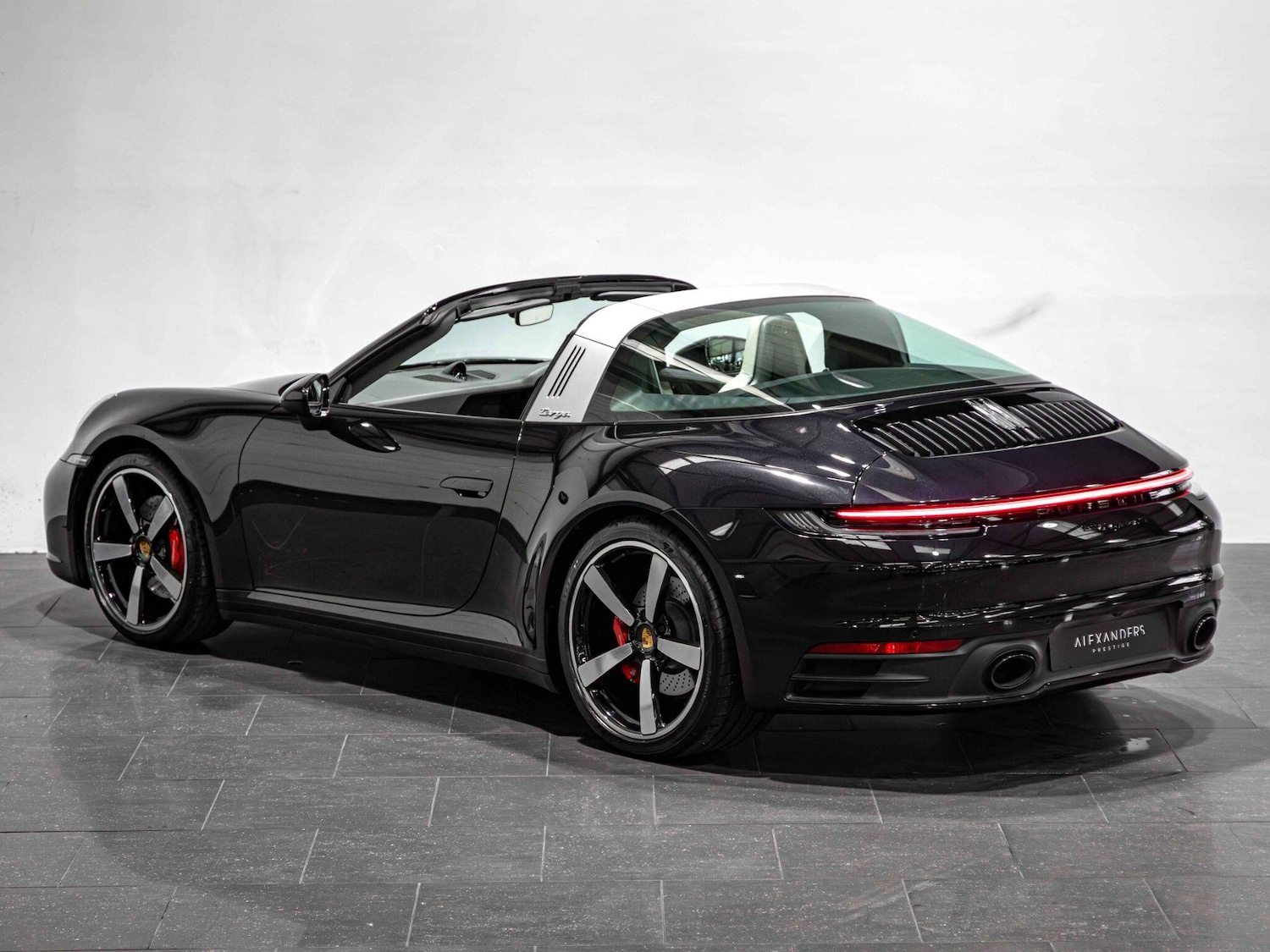 Used Porsche 911 for sale - 77091067: Photo 8