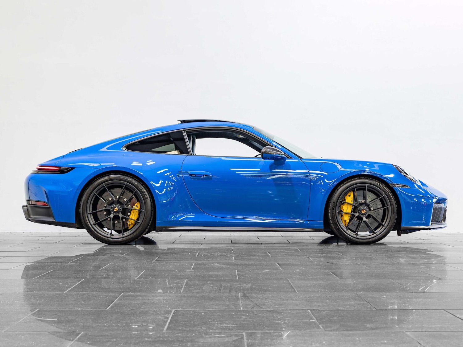 Used Porsche 911 2024 for sale - 76824065: Photo 11