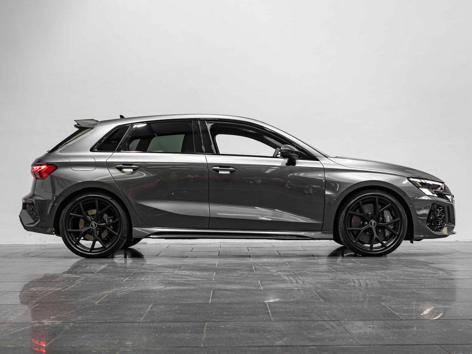 Used Audi RS3 2023 for sale - 77028905: Photo 5