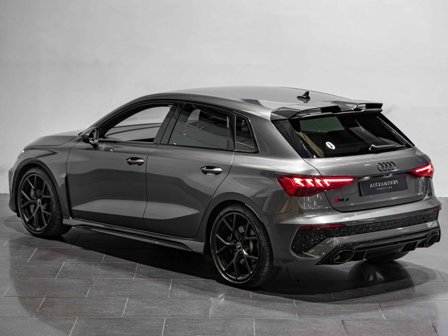 Used Audi RS3 2023 for sale - 77028905: Photo 8