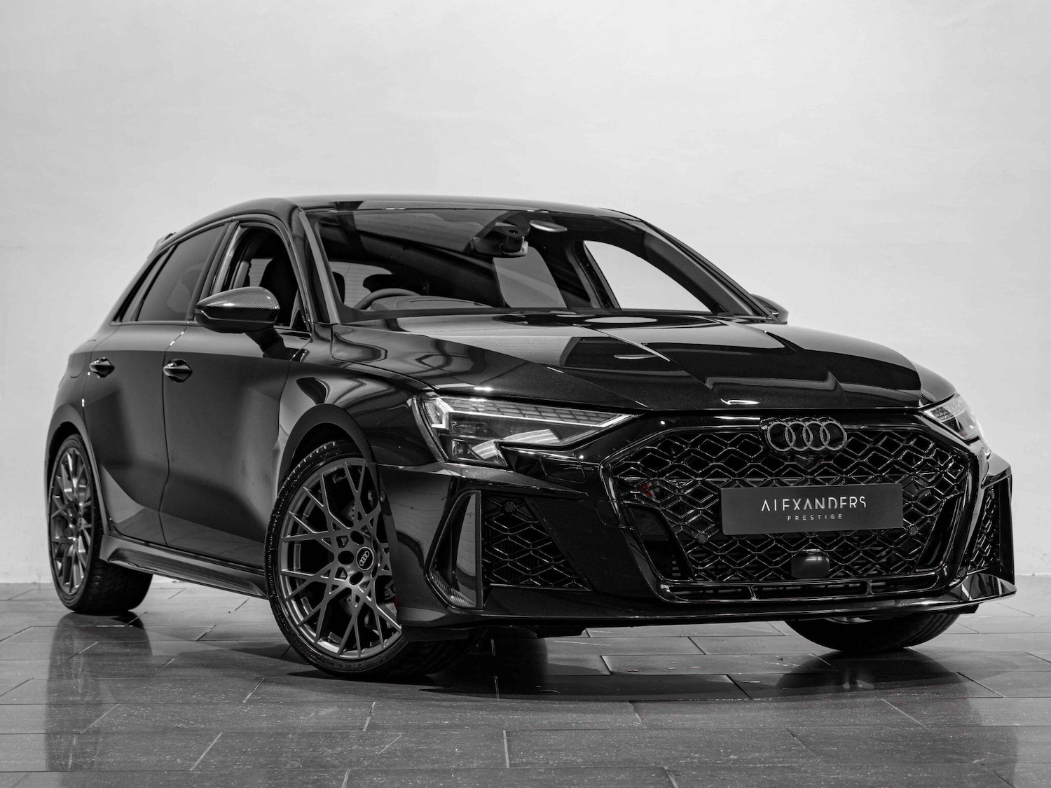 Used Audi RS3 2025 for sale - 76965020: Photo 8