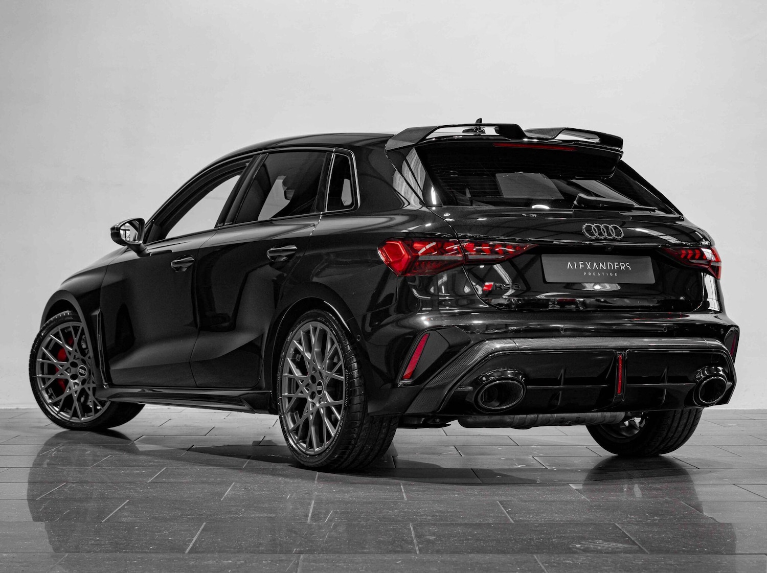 Used Audi RS3 2025 for sale - 76965020: Photo 9