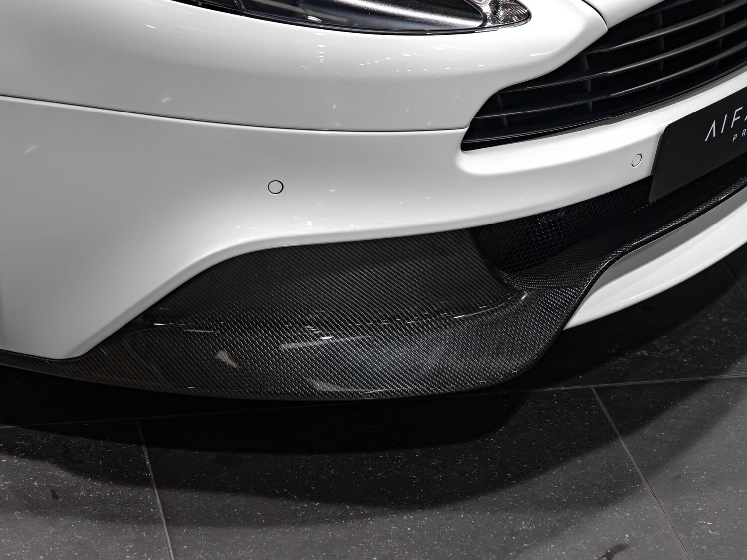 Used Aston Martin Vanquish 2015 for sale - 77441398: Photo 27