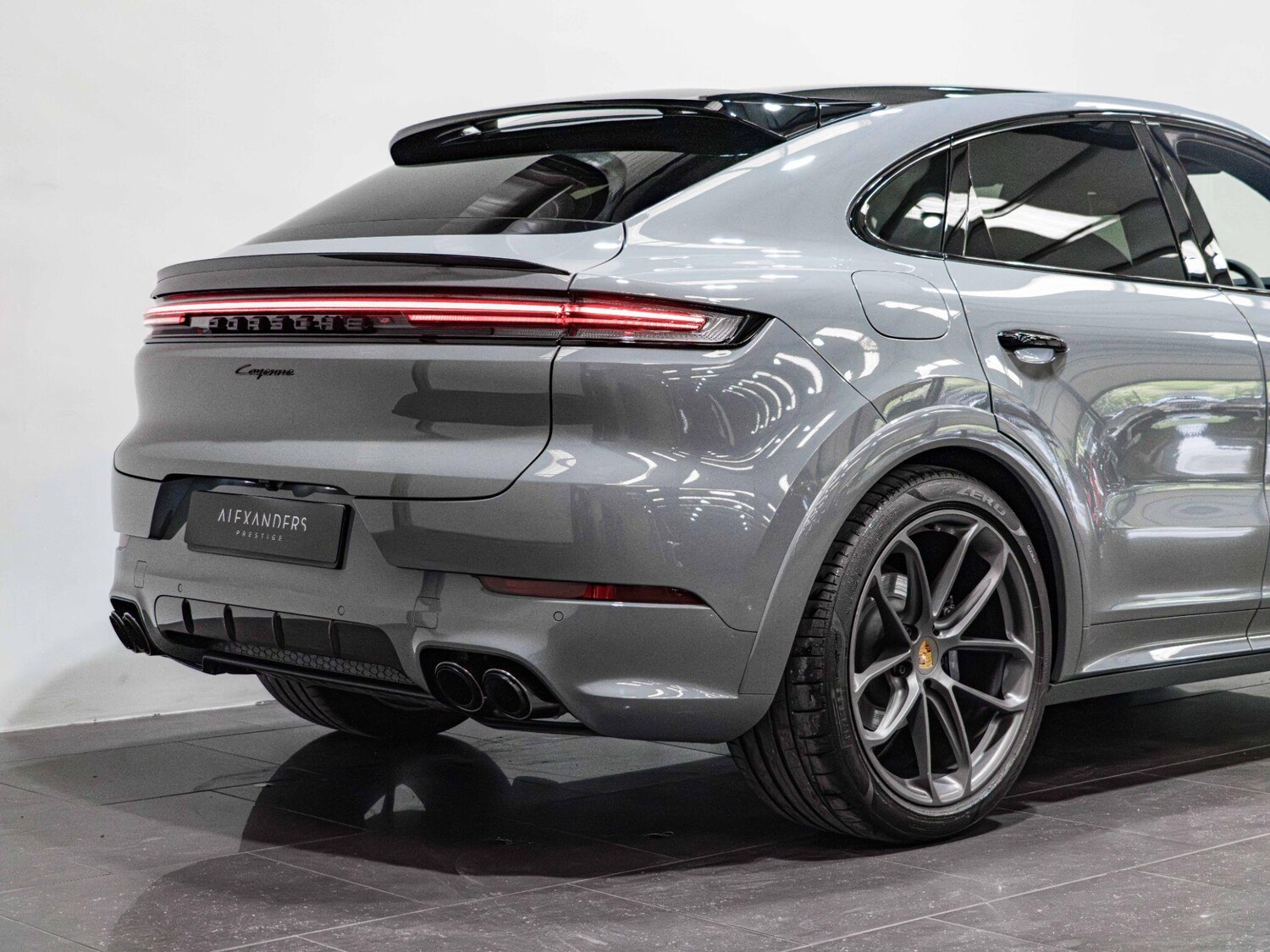 Used Porsche Cayenne for sale - 77768620: Photo 26