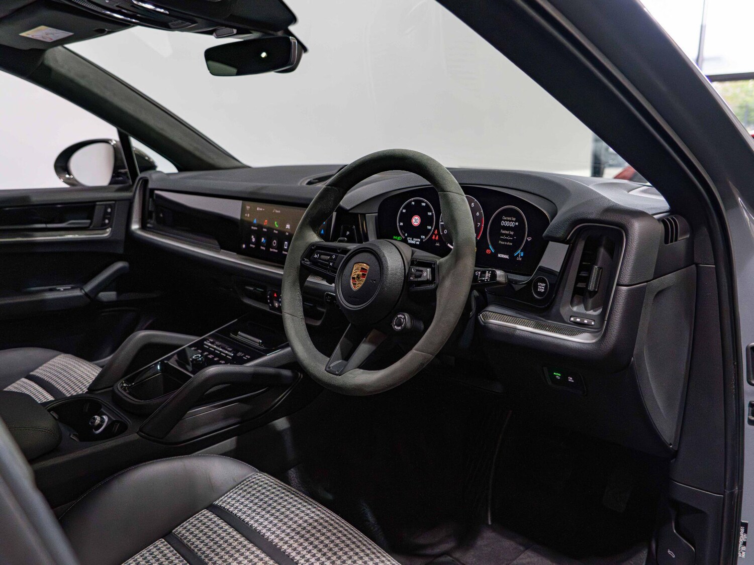 Used Porsche Cayenne for sale - 77768620: Photo 9