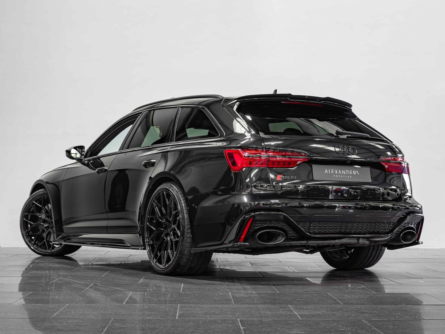 Used Audi RS6 2021 for sale - 77131068: Photo 6