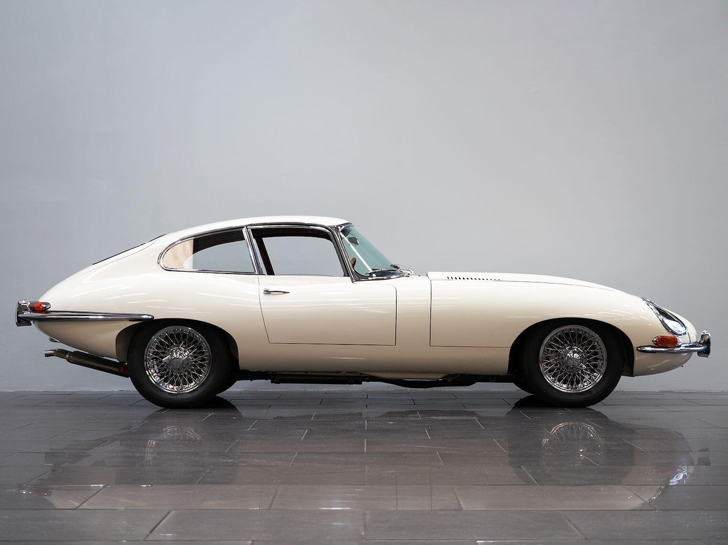 Used Jaguar E-Type for sale - 76993970: Photo 5