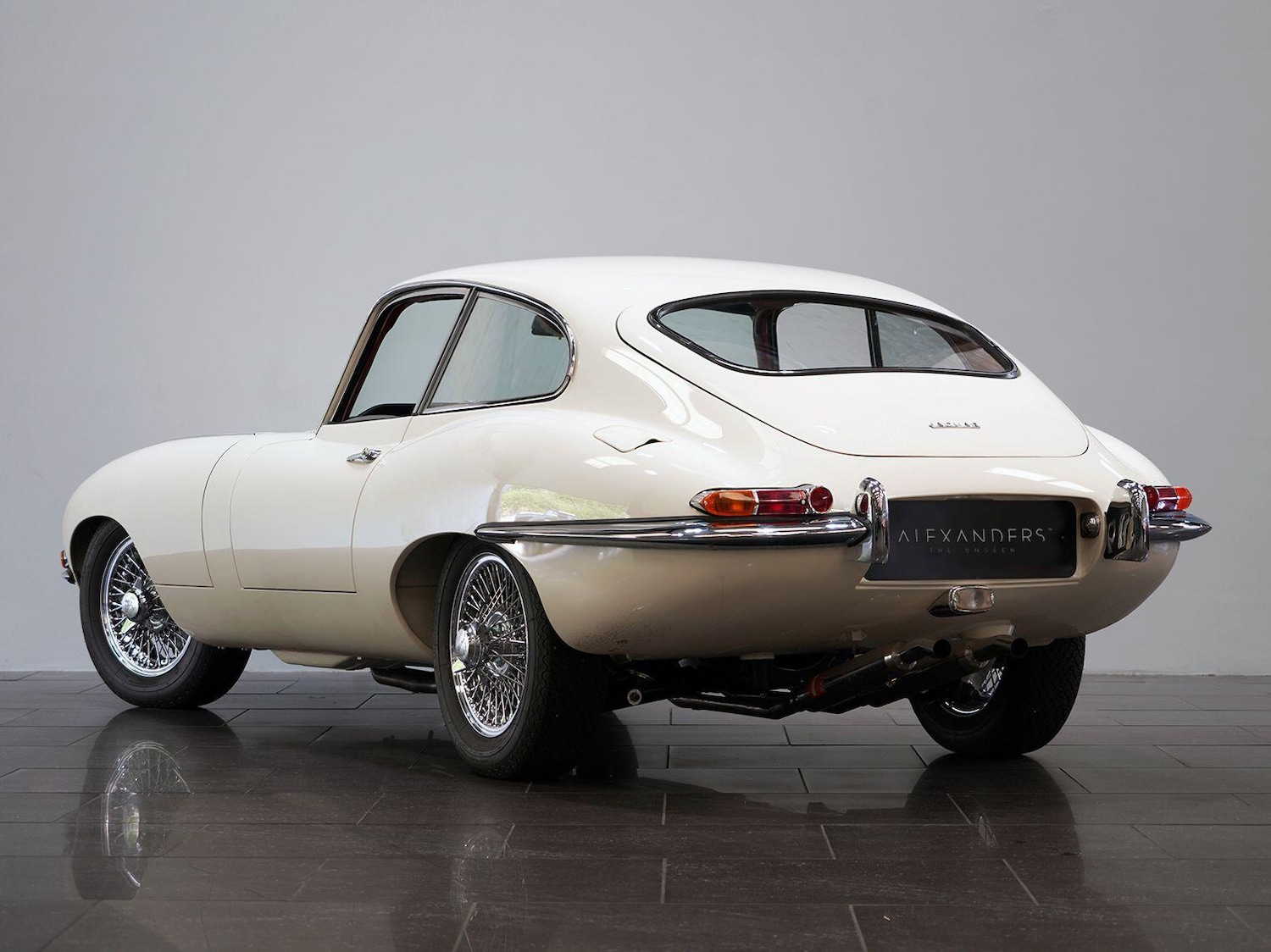 Used Jaguar E-Type for sale - 76993970: Photo 6