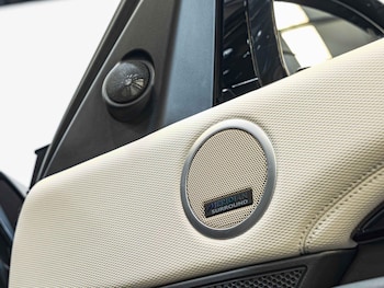 Used Land Rover Discovery 2021 for sale - 77549674: Photo