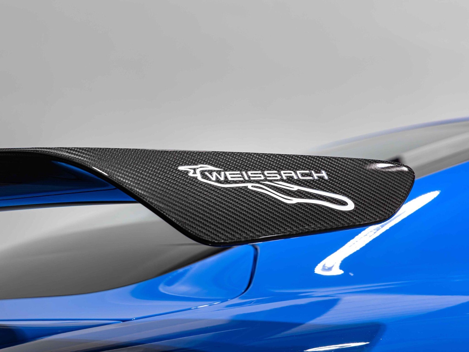 Used Porsche Taycan 2024 for sale - 76645925: Photo 2