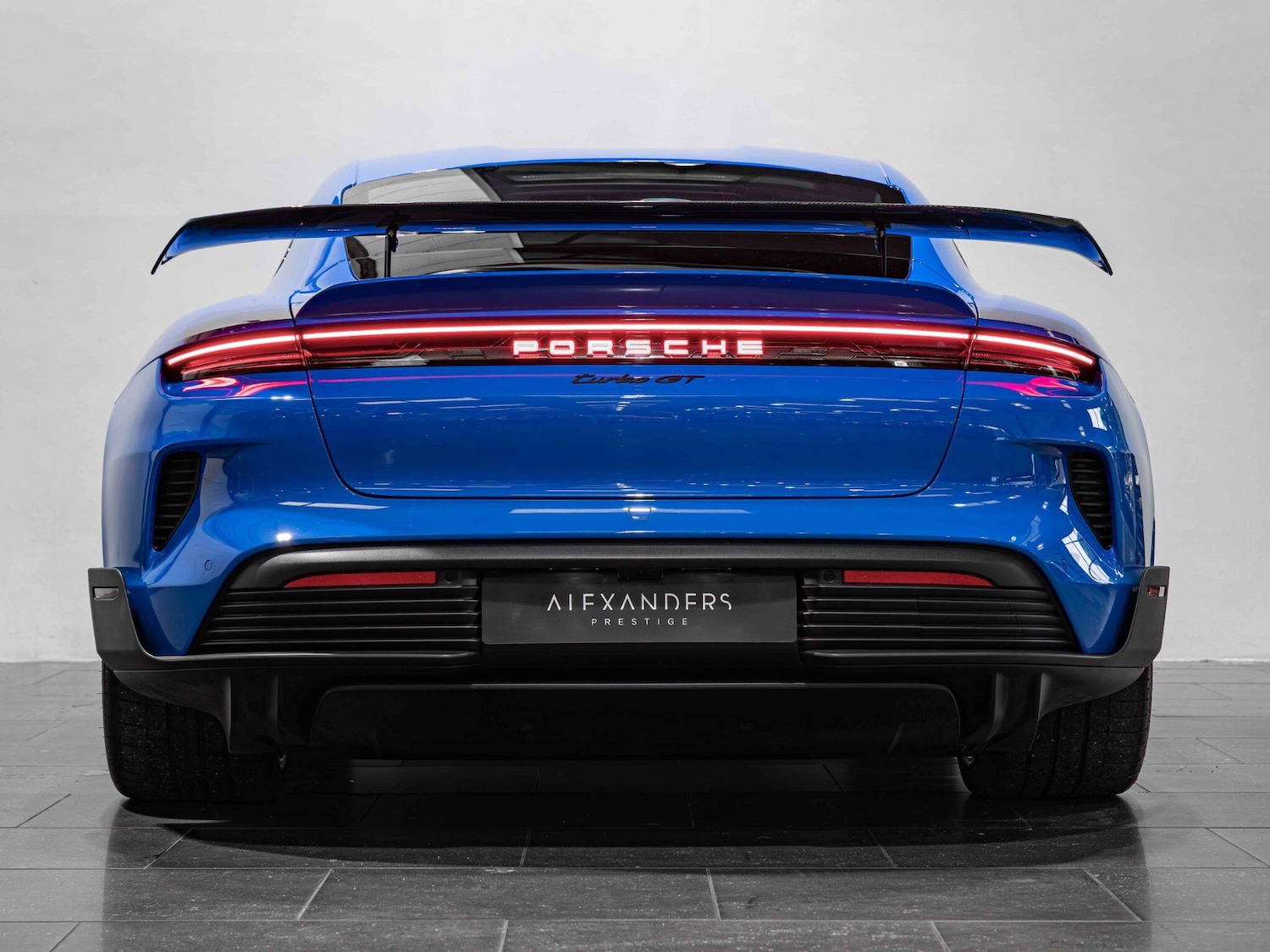 Used Porsche Taycan 2024 for sale - 76645925: Photo 30