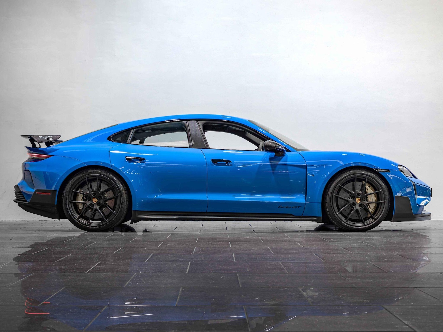 Used Porsche Taycan 2024 for sale - 76645925: Photo 5