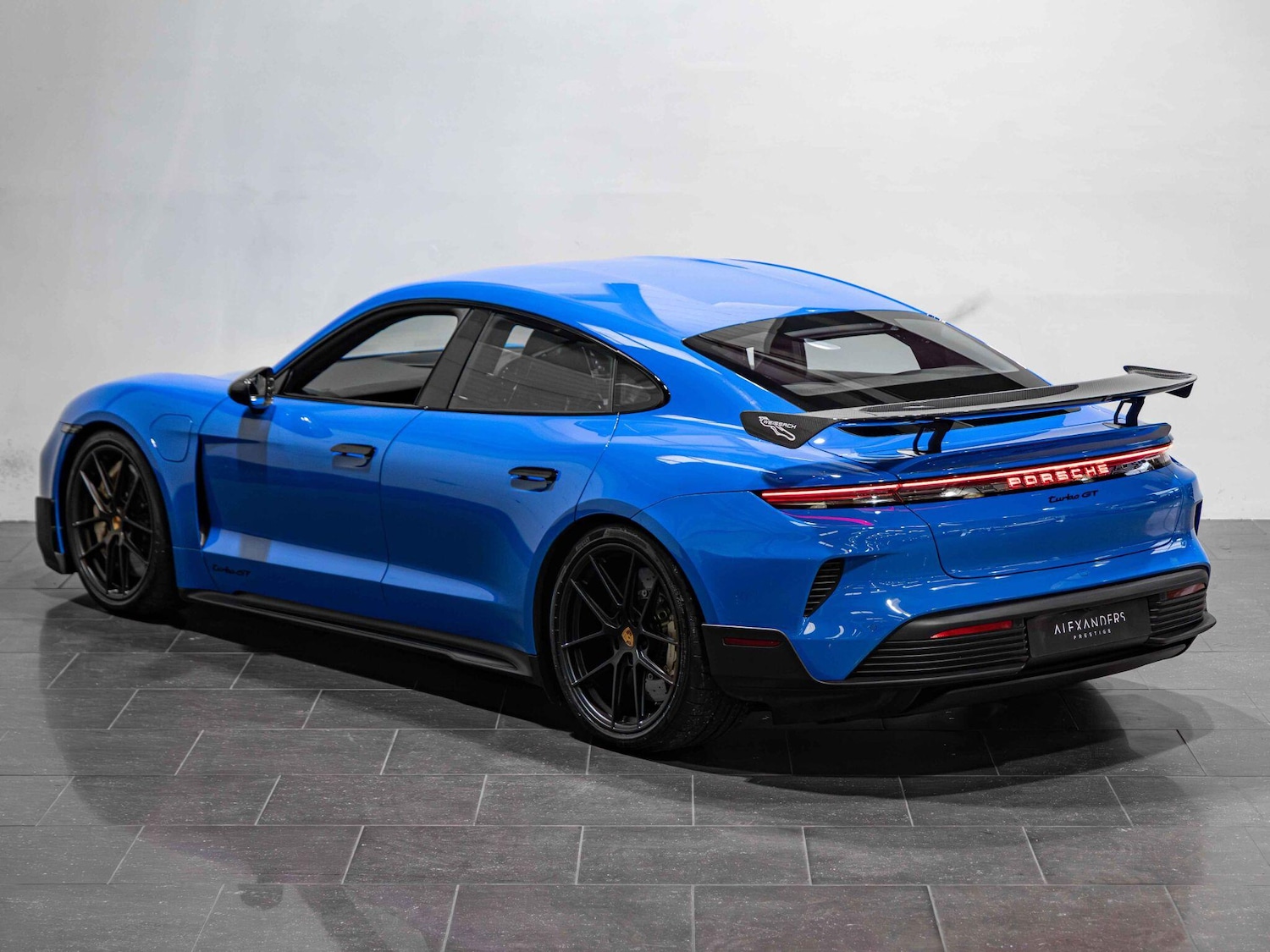 Used Porsche Taycan 2024 for sale - 76645925: Photo 6