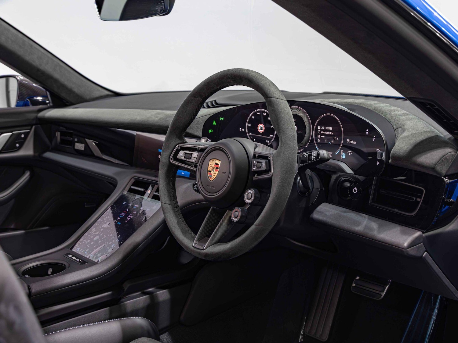 Used Porsche Taycan 2024 for sale - 76645925: Photo 8