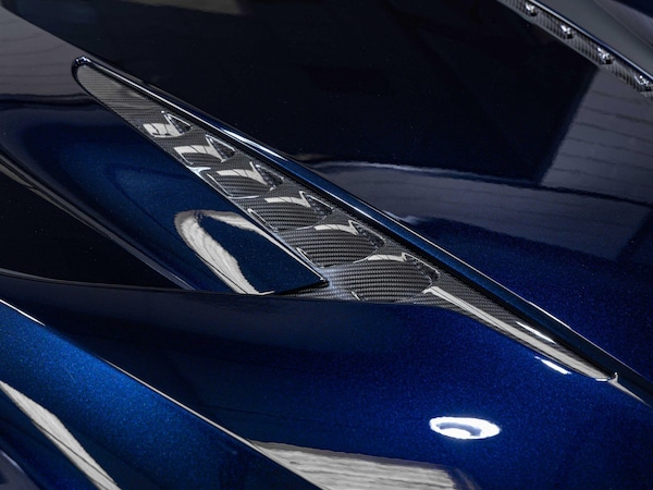 Used Aston Martin Vanquish for sale - 75646118: Photo 29