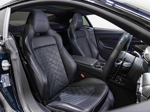 Used Aston Martin Vanquish for sale - 75646118: Photo 9
