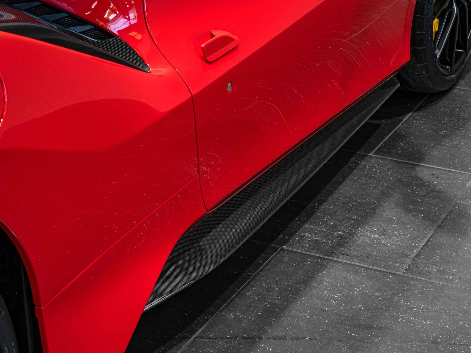 Used Ferrari 488 Pista 2019 for sale - 76348827: Photo 16