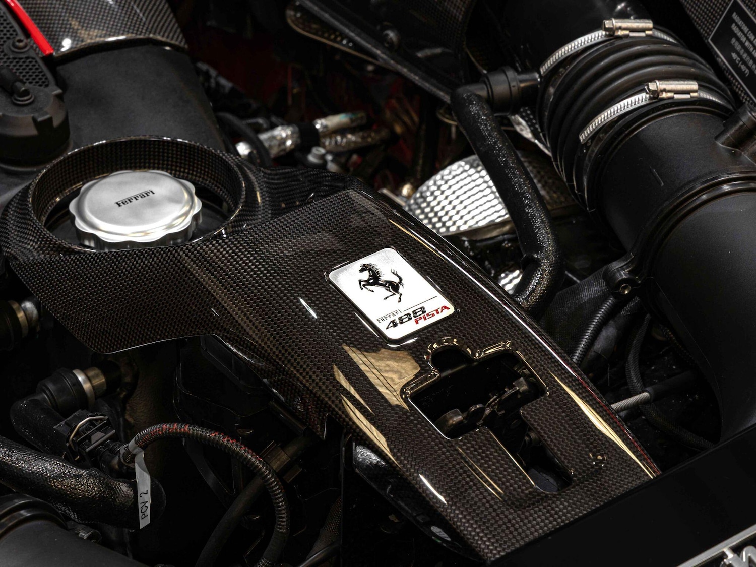 Used Ferrari 488 Pista 2019 for sale - 76348827: Photo 21