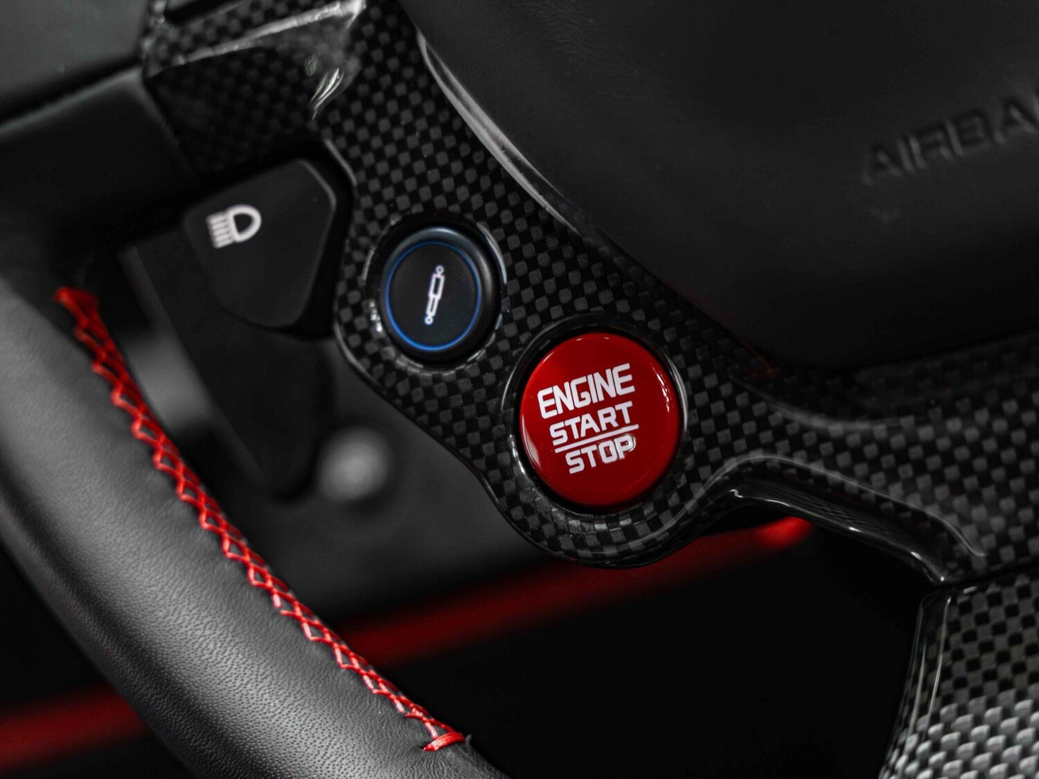 Used Ferrari 488 Pista 2019 for sale - 76348827: Photo 27