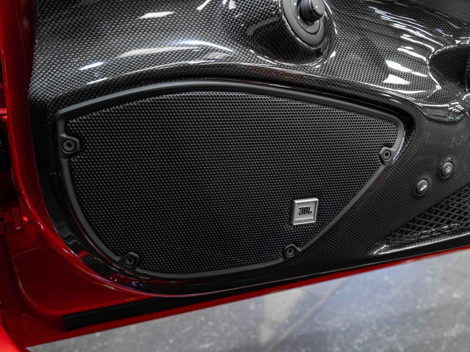 Used Ferrari 488 Pista 2019 for sale - 76348827: Photo 31