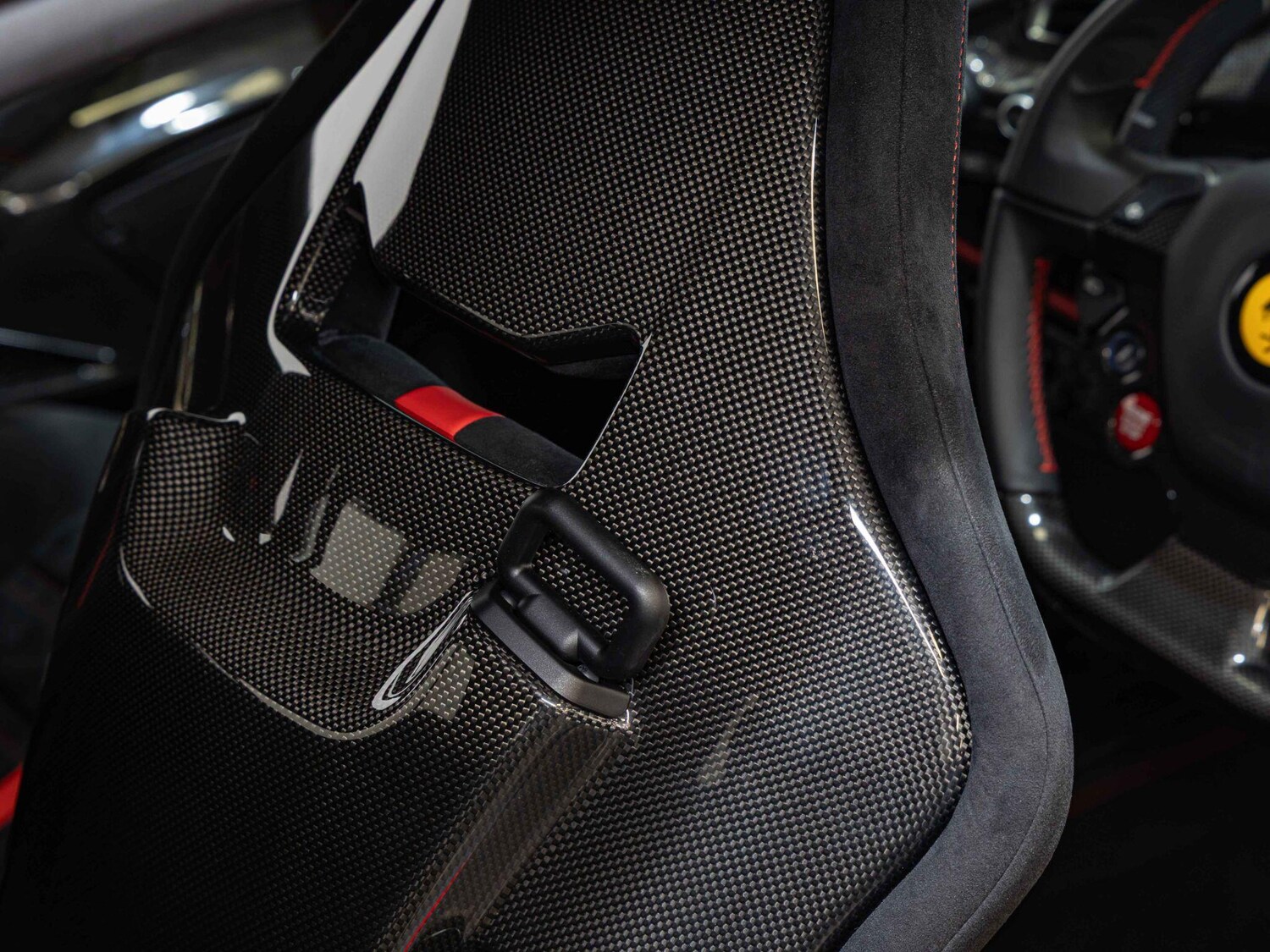 Used Ferrari 488 Pista 2019 for sale - 76348827: Photo 32