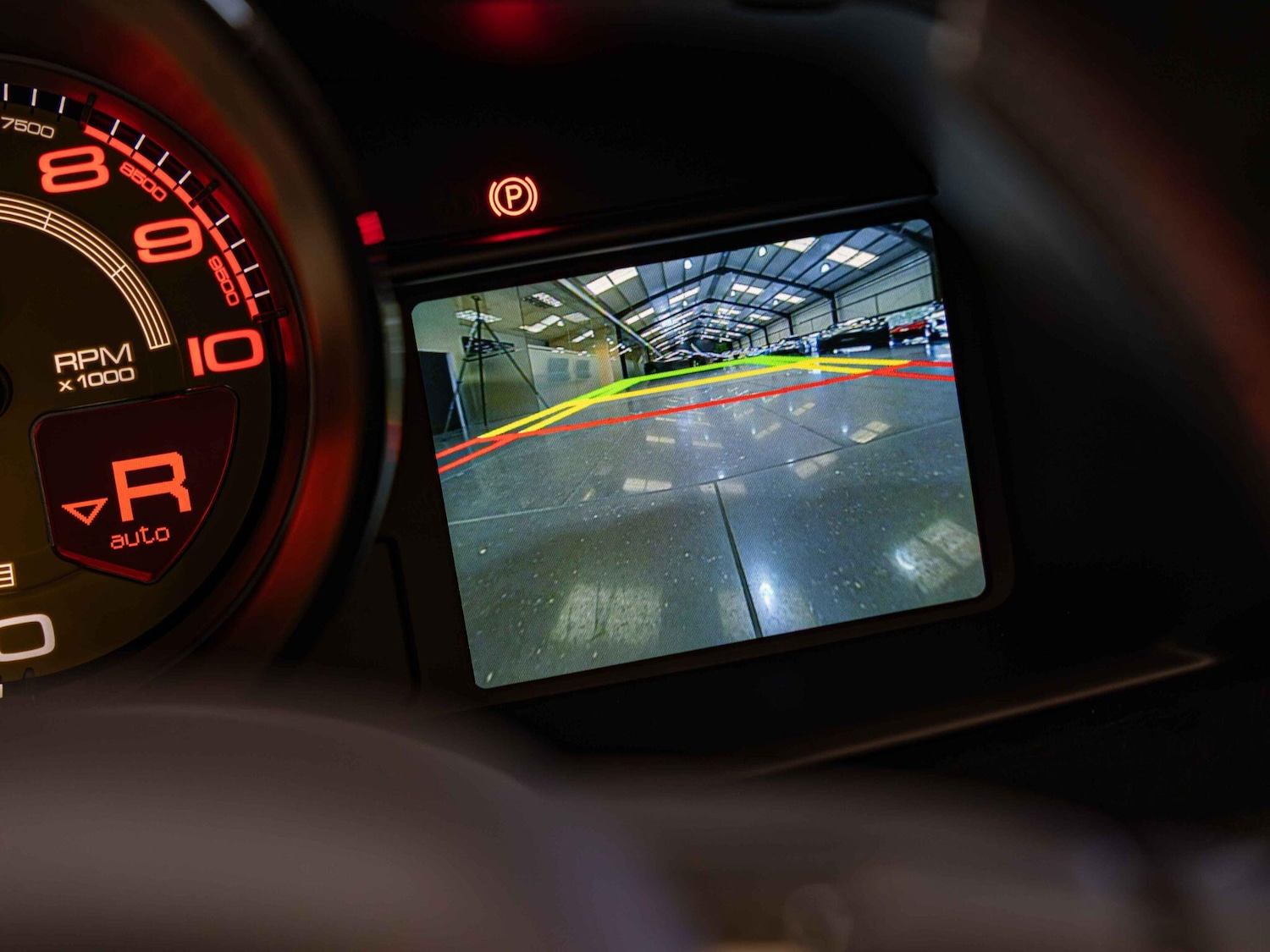 Used Ferrari 488 Pista 2019 for sale - 76348827: Photo 4