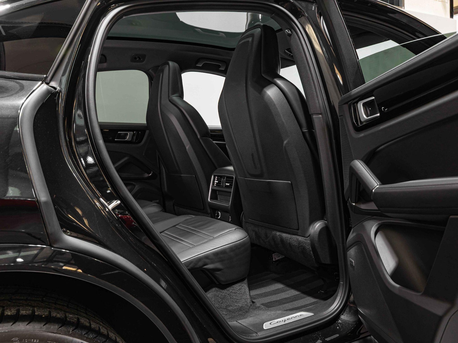 Used Porsche Cayenne 2019 for sale - 76619721: Photo 17