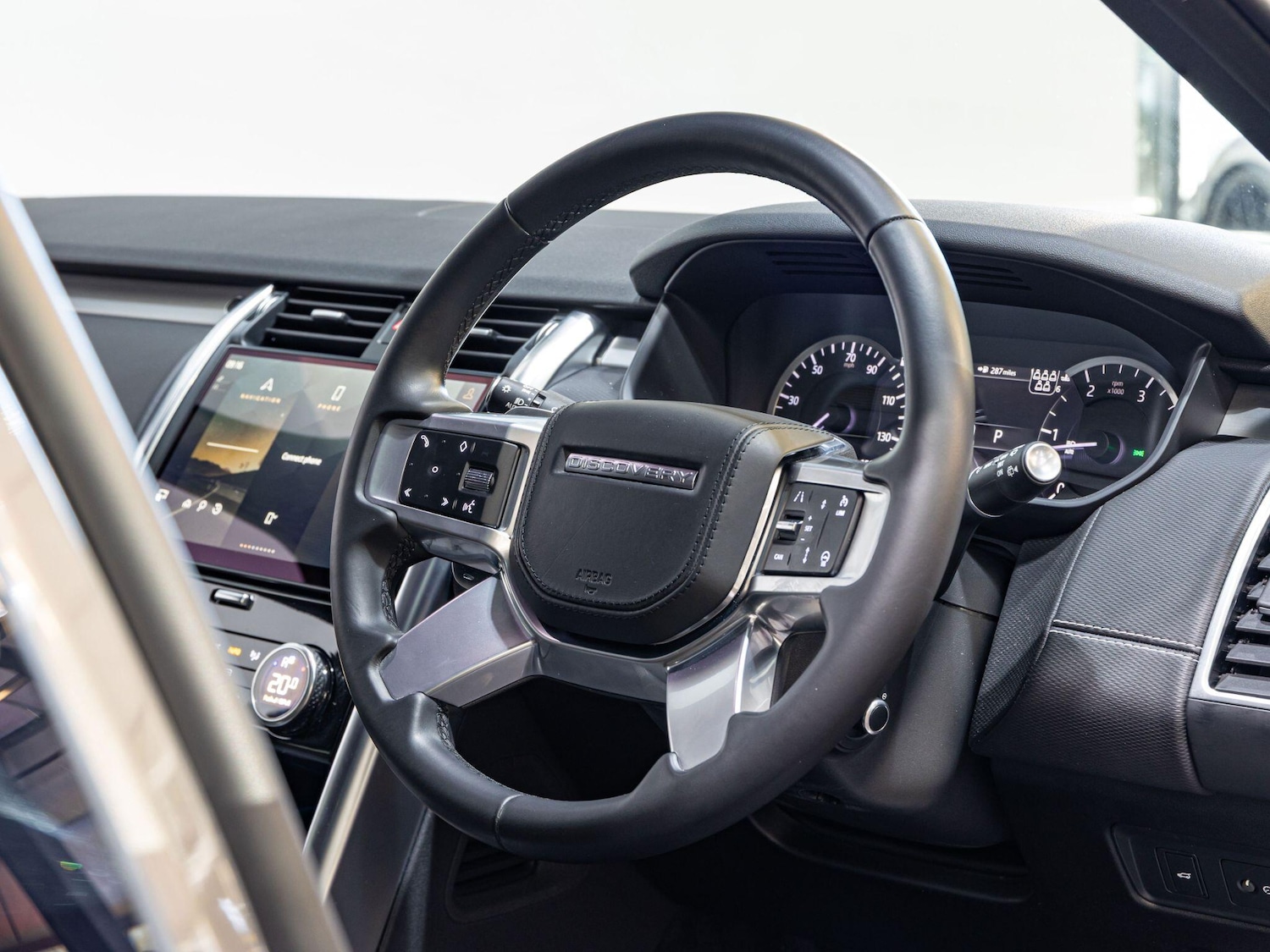 Used Land Rover Discovery 2022 for sale - 77992889: Photo 14