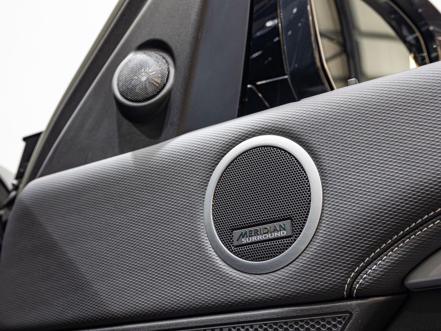 Used Land Rover Discovery 2022 for sale - 77992889: Photo 4